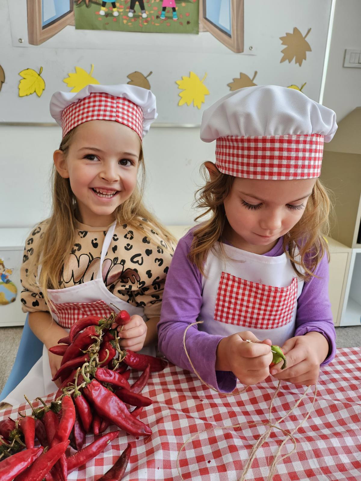 Практична активност со деца во Royal Kids House